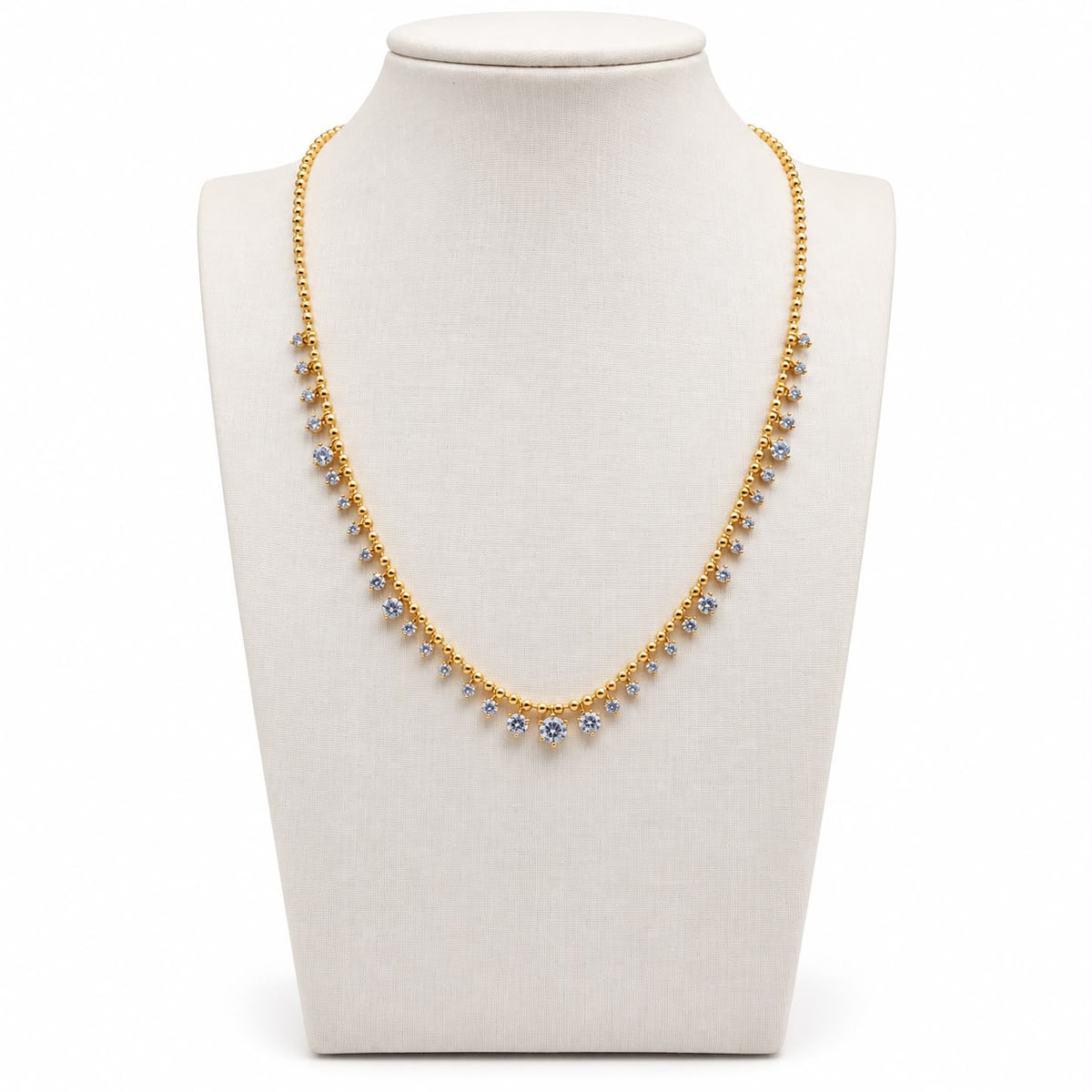 Colar curto crystal cluster com zirconias dourado zirc. incolor