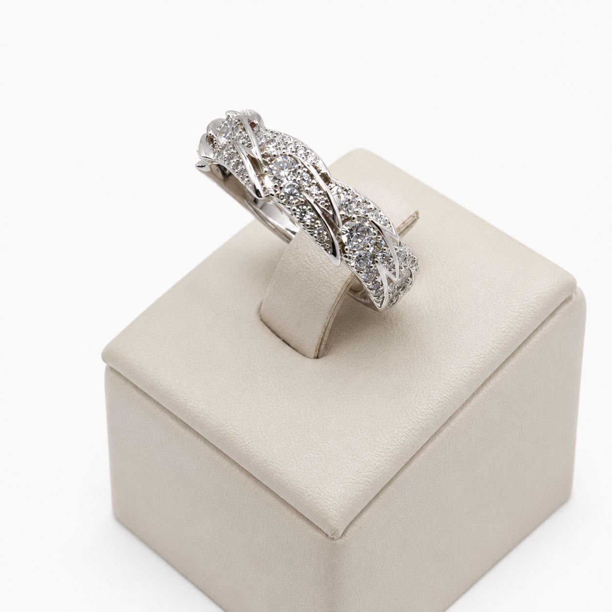 Anel News Collection Tiffany&Co. asas TAM17